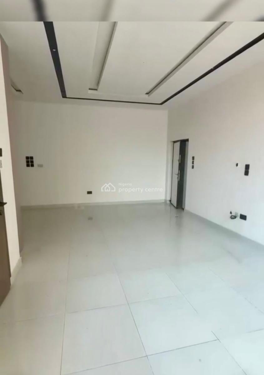 Stunning and Beautifully Built in Secured Estate, Itedo Estate, Off Freedom Way, Lekki Phase 1, Lekki, Lagos, Flat / Apartment for Rent