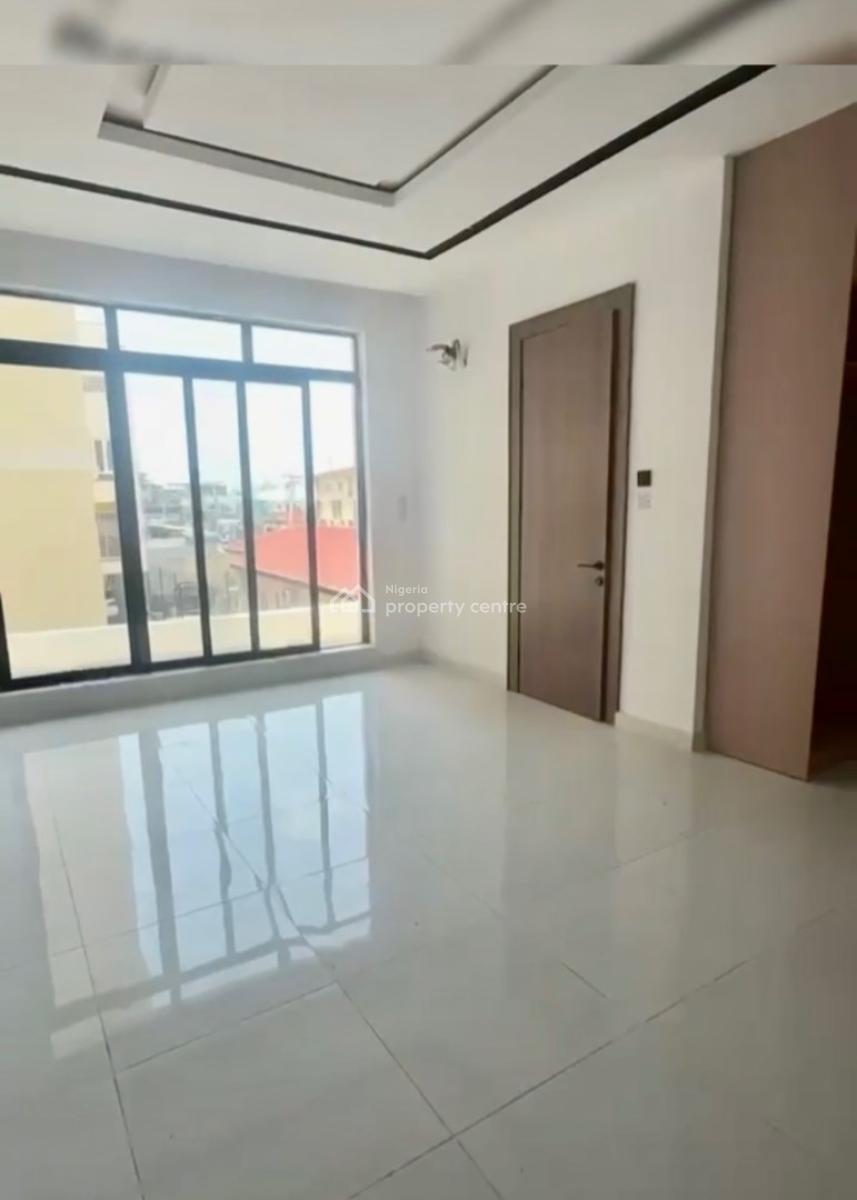 Stunning and Beautifully Built in Secured Estate, Itedo Estate, Off Freedom Way, Lekki Phase 1, Lekki, Lagos, Flat / Apartment for Rent