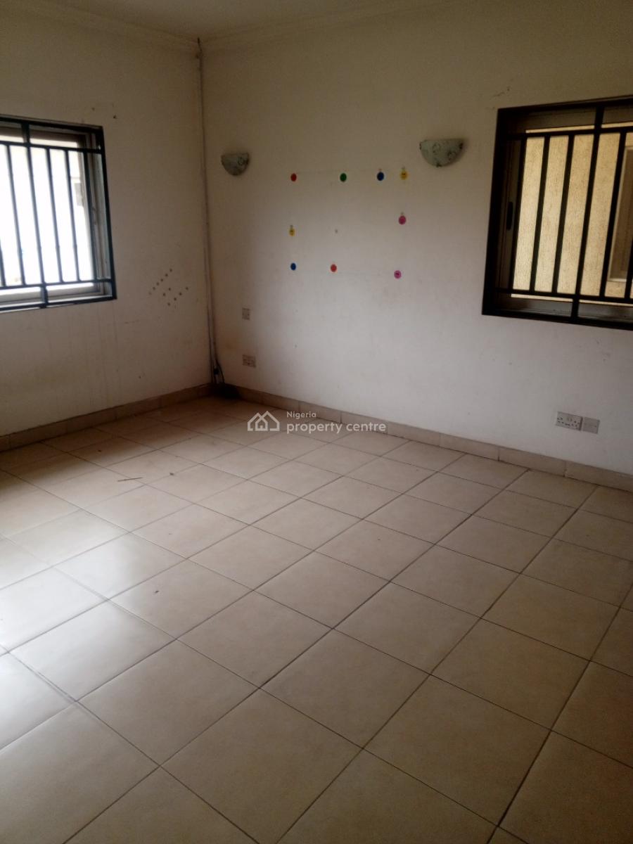 Self Service 3 Bedroom Flat with Bq Good for Office Use, Off Durosimi Etti, Lekki Phase 1, Lekki, Lagos, Flat / Apartment for Rent