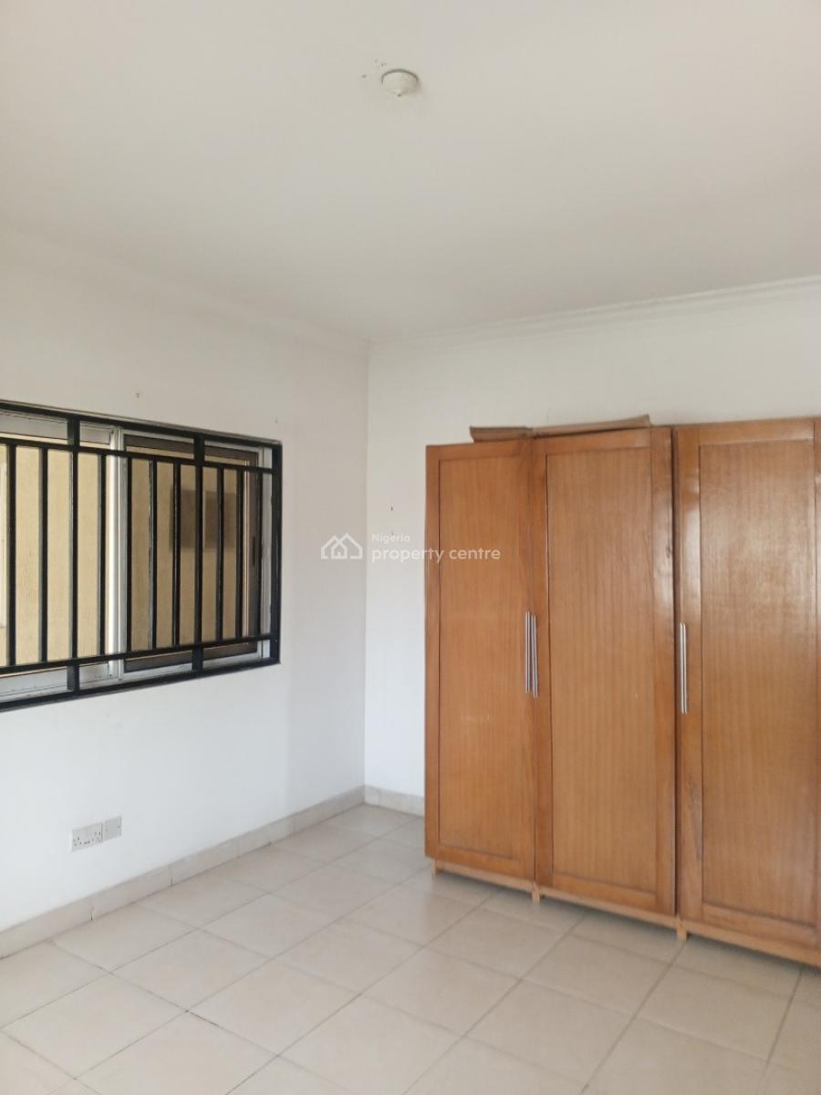 Self Service 3 Bedroom Flat with Bq Good for Office Use, Off Durosimi Etti, Lekki Phase 1, Lekki, Lagos, Flat / Apartment for Rent
