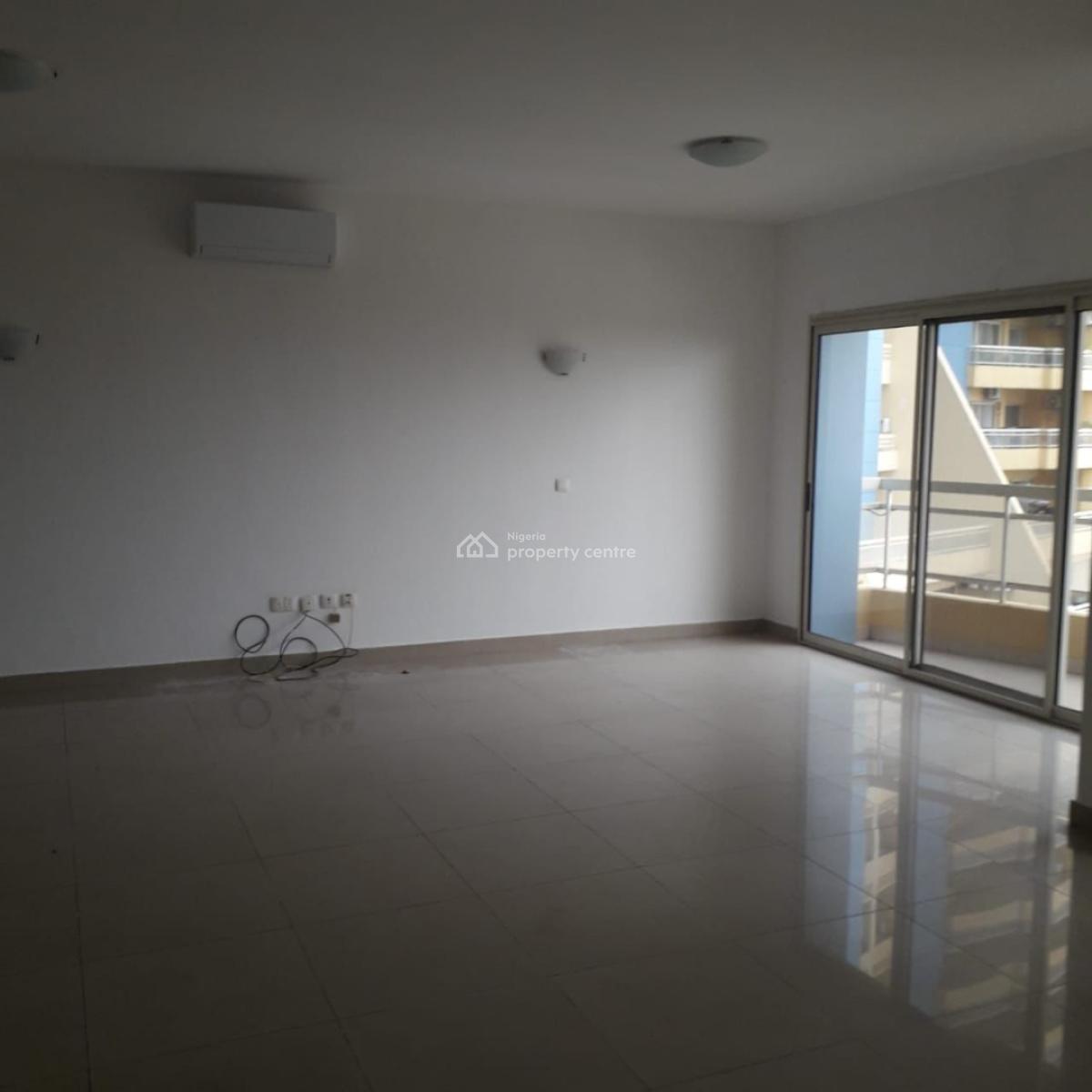 Waterfront 3-bedrooms Apartment, Banana Island, Ikoyi, Lagos, Flat / Apartment for Sale