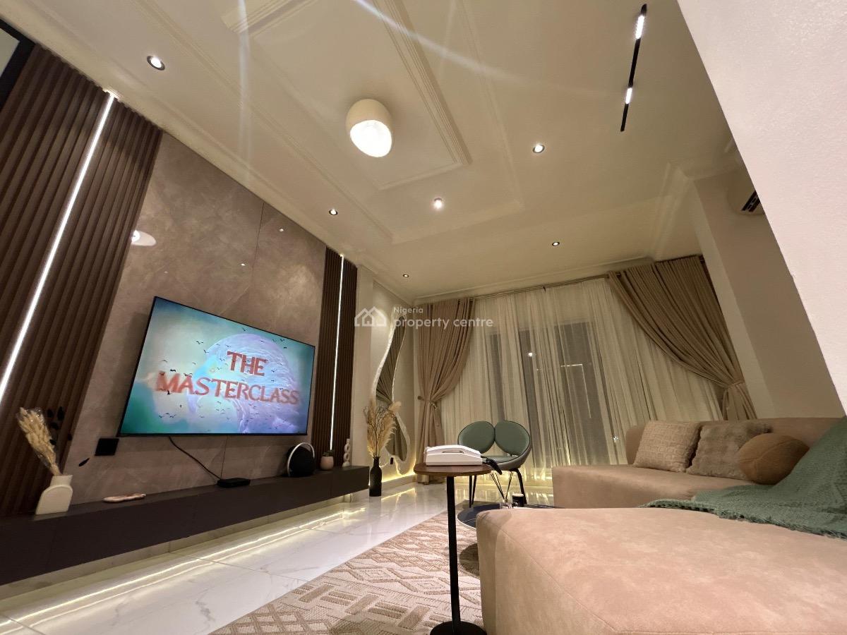 Stunning 1 Bedroom Apartment with Private Rooftop, Lekki Phase 1, Lekki, Lagos, Flat / Apartment Short Let