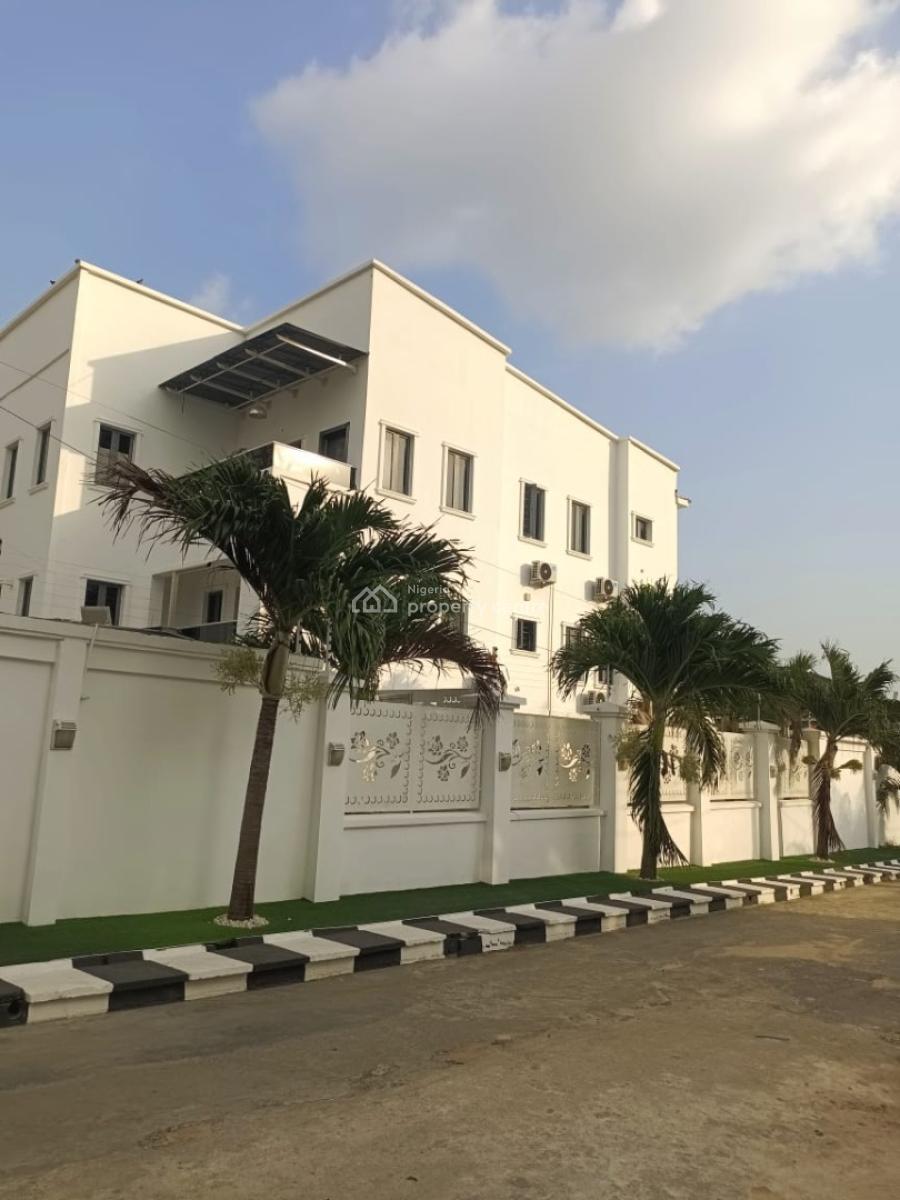 4 Bedrooms Townhouse Duplex with a Bq, Okupe Estate, Maryland, Lagos, Terraced Duplex for Sale