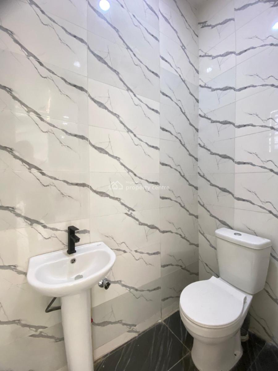 Newly Built 2bedroom Apartment, New Road, Lekki, Lagos, Flat / Apartment for Sale