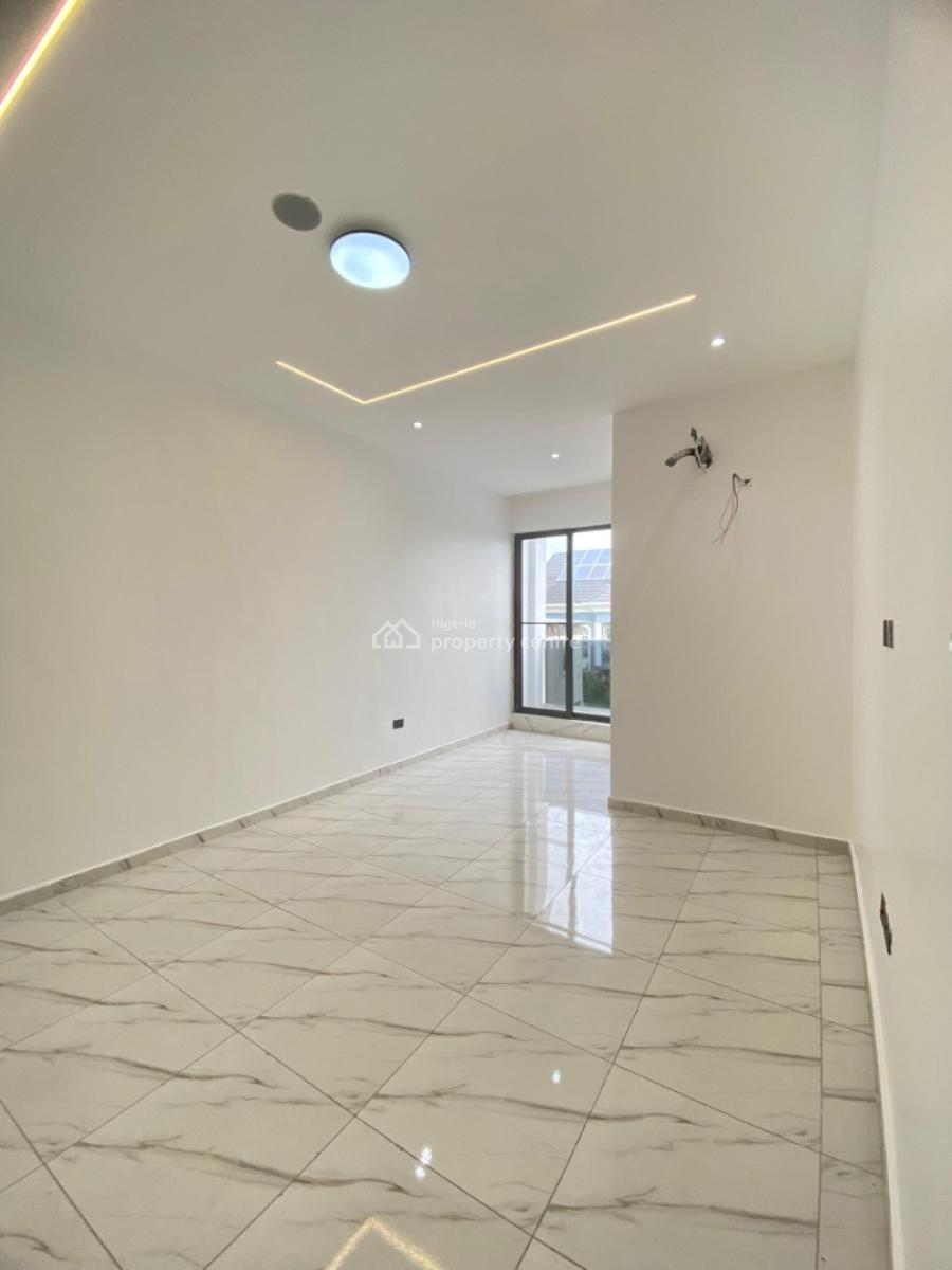 Newly Built 2bedroom Apartment, New Road, Lekki, Lagos, Flat / Apartment for Sale