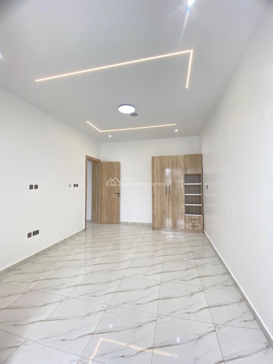 Newly Built 2bedroom Apartment, New Road, Lekki, Lagos, Flat / Apartment for Sale