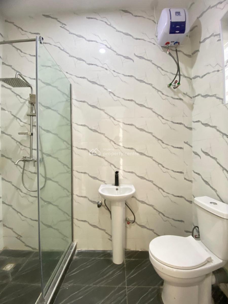 Newly Built 2bedroom Apartment, New Road, Lekki, Lagos, Flat / Apartment for Sale