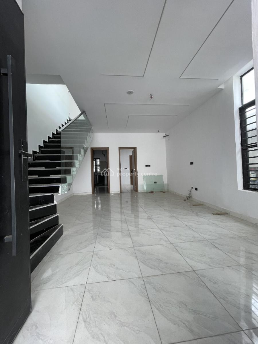Wonderfully 2 Bedroom Terraced Duplex + Bq in a Communal Living Space, Lekki Scheme 2, Ajah, Lagos, Terraced Duplex for Sale