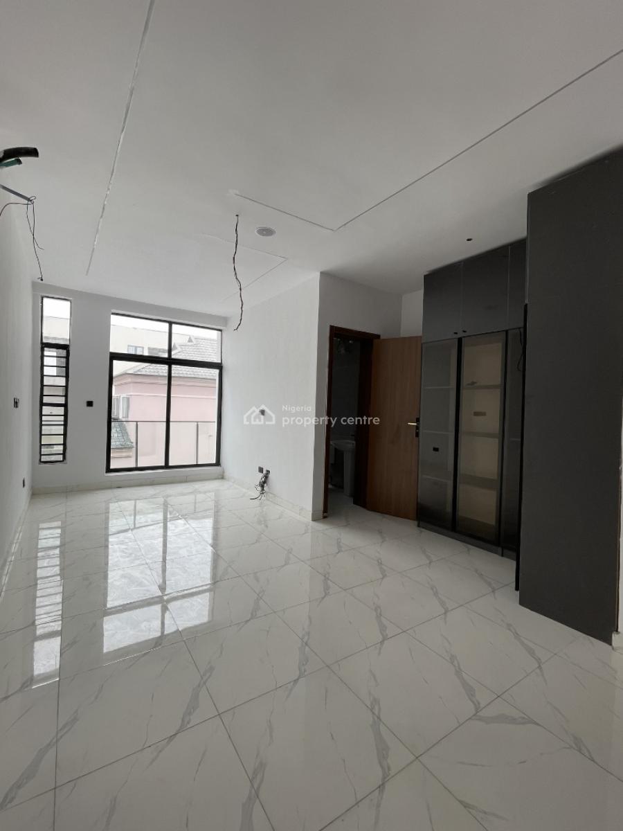 Wonderfully 2 Bedroom Terraced Duplex + Bq in a Communal Living Space, Lekki Scheme 2, Ajah, Lagos, Terraced Duplex for Sale