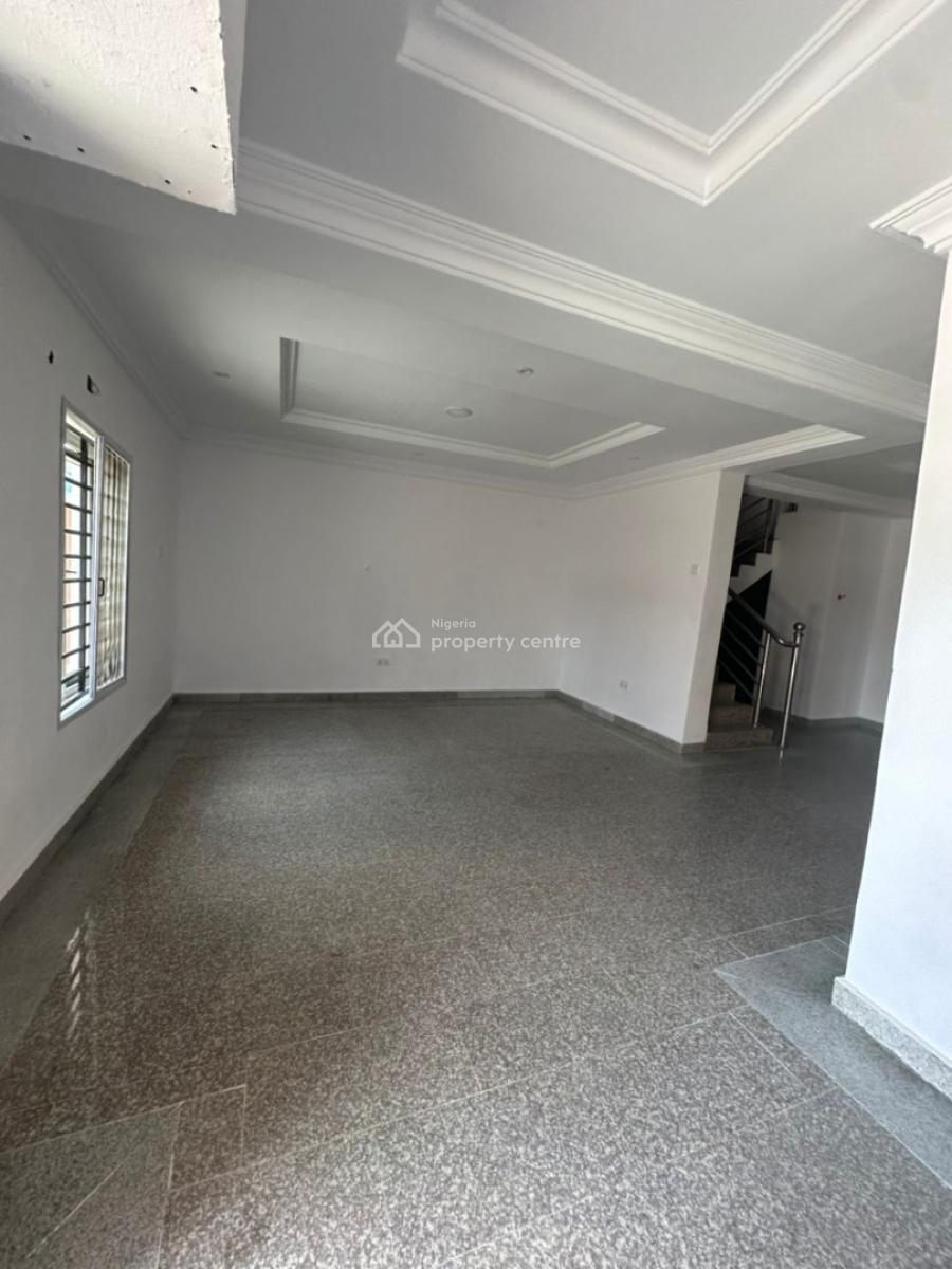 Well Finished 5 Bedroom Semi-detached House with 2 Rooms Bq, Lekki Phase 1, Lekki, Lagos, Semi-detached Duplex for Rent