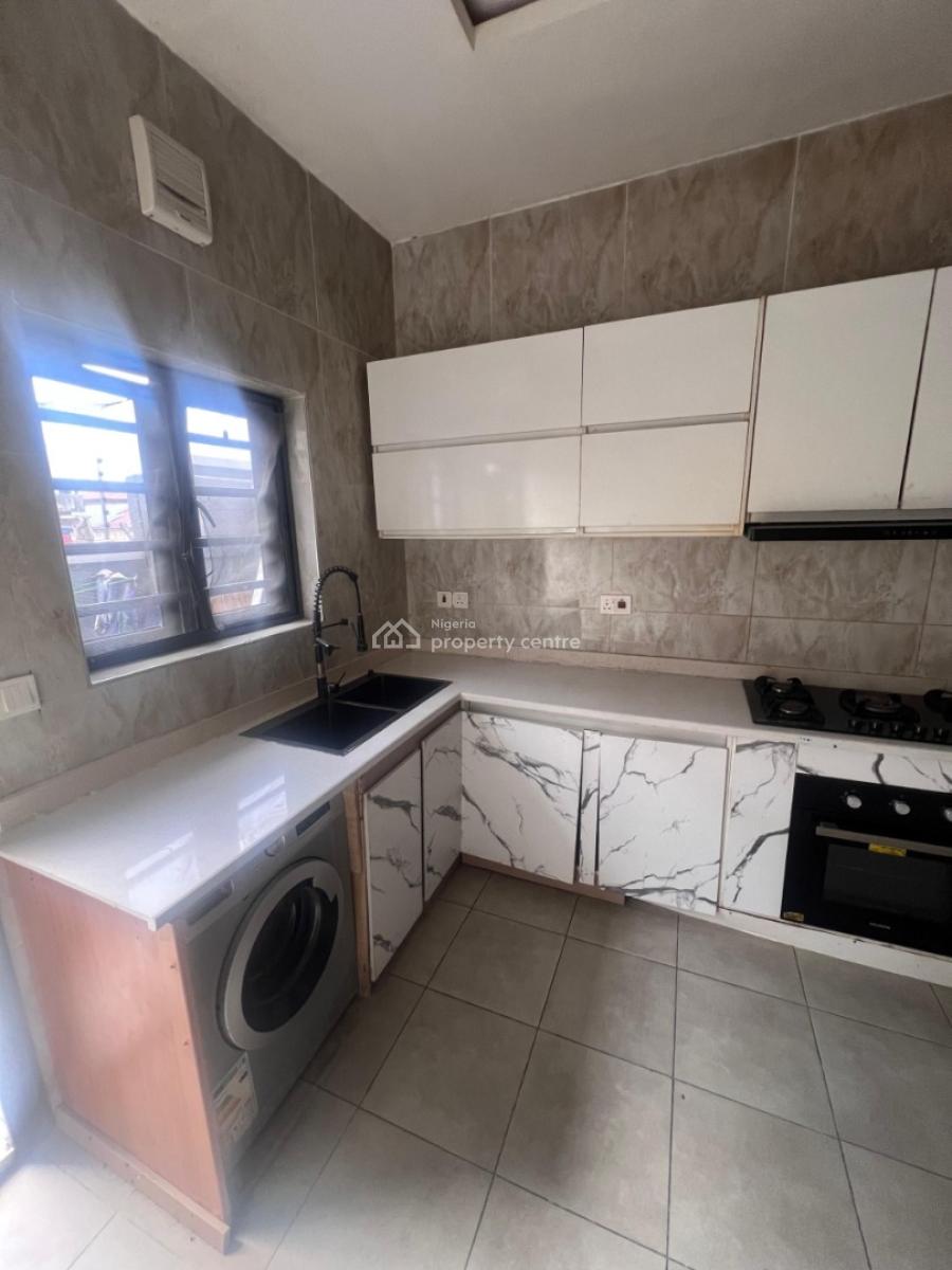 4 Bedroom Terrace Duplex with Bq, Lekki Phase 1, Lekki, Lagos, Terraced Duplex for Rent