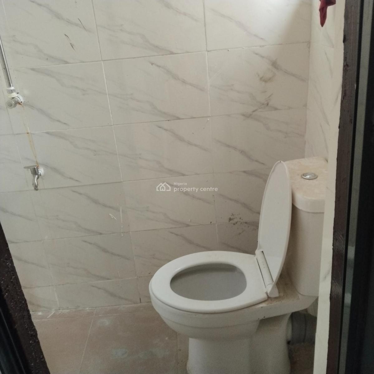 Fancy 2 Bedroom Flat, Olowora, Magodo, Lagos, Flat / Apartment for Rent
