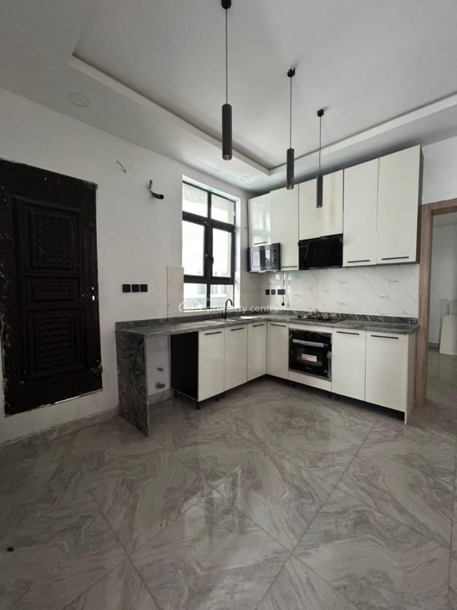 1 Bedroom Apartment, Ikota, Lekki, Lagos, Flat / Apartment for Sale