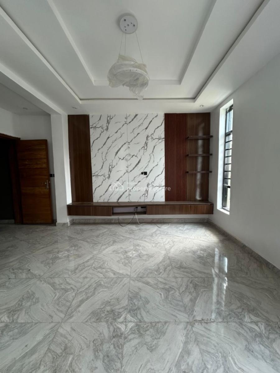 1 Bedroom Apartment, Ikota, Lekki, Lagos, Flat / Apartment for Sale