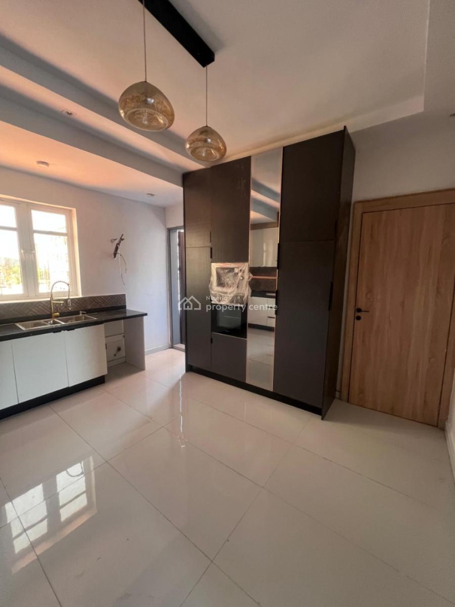 3 Bedroom Apartment with Bq Available, Victoria Island (vi), Lagos, Flat / Apartment for Sale