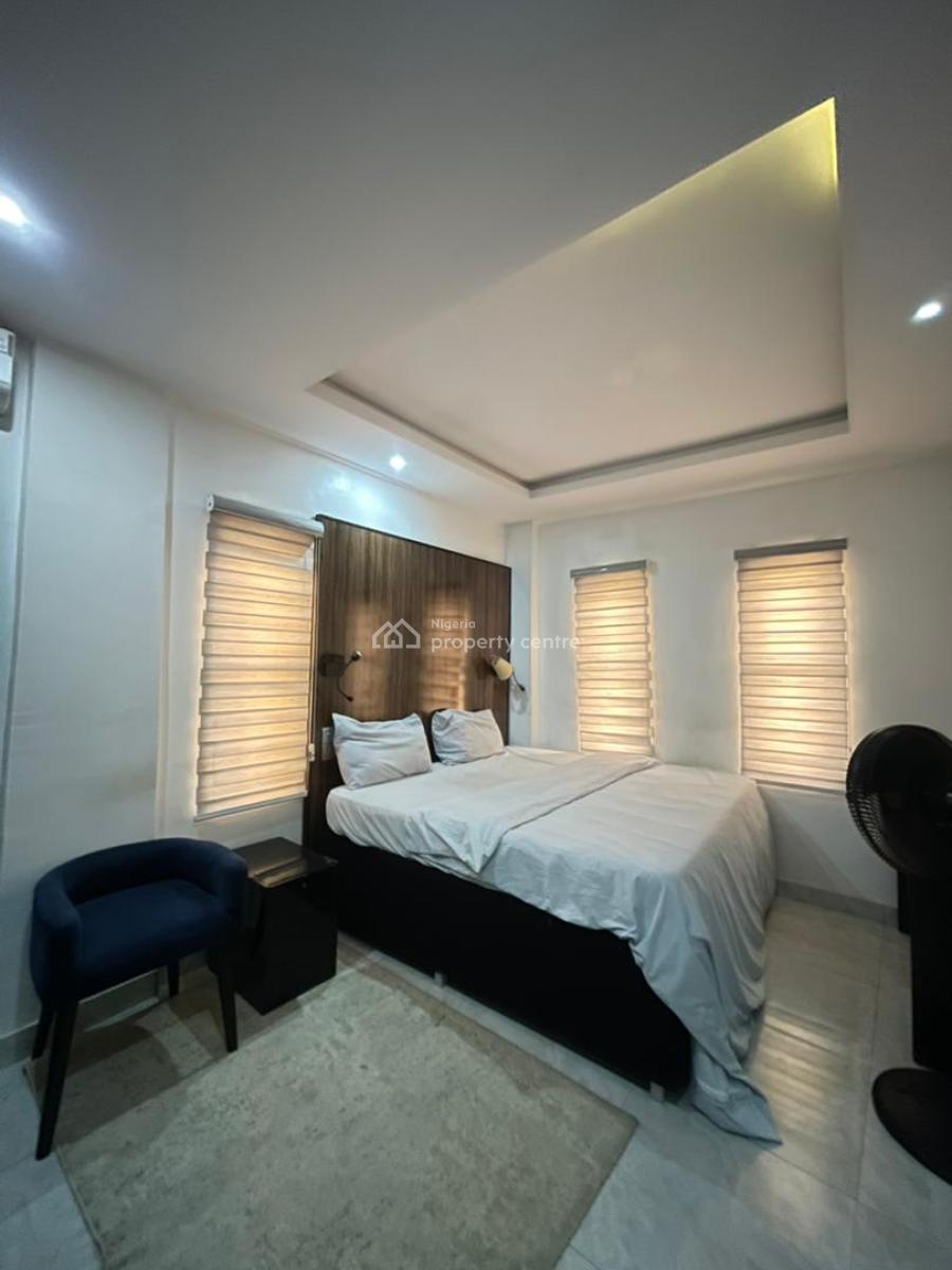 4 Units of 2 Bedroom Apartment & 2 Unit of 1 Bedroom Apartment, Lekki Phase 1, Lekki, Lagos, Flat / Apartment for Sale