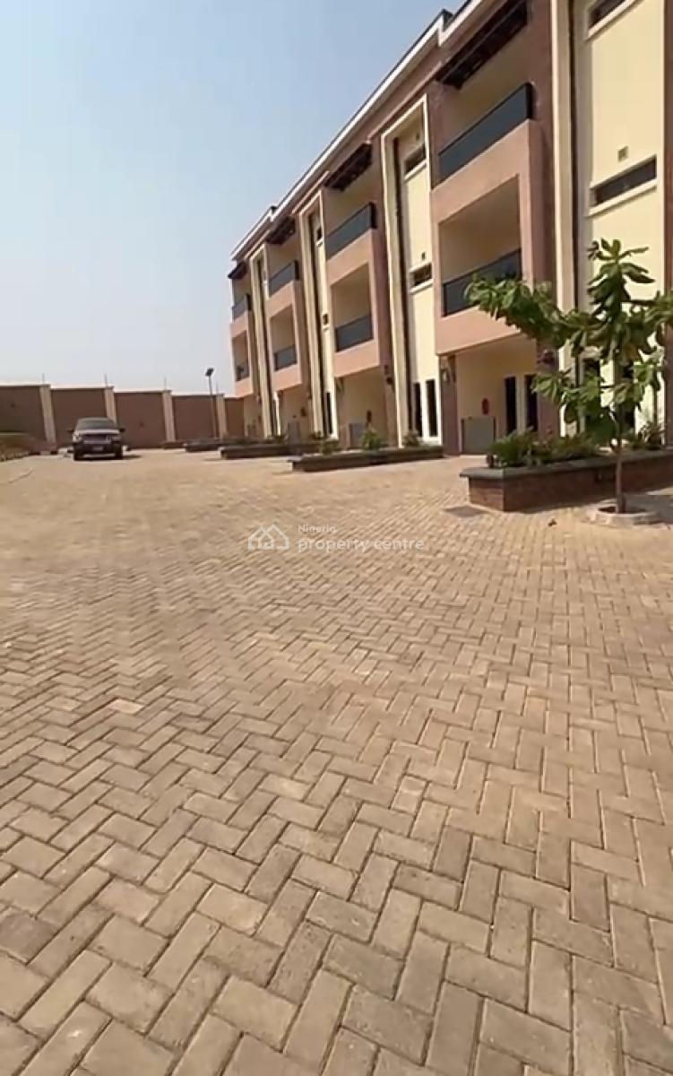 Newly  Built 4 Bedroom  Terrace Duplex +bq, Guzape District, Abuja, Terraced Duplex for Rent