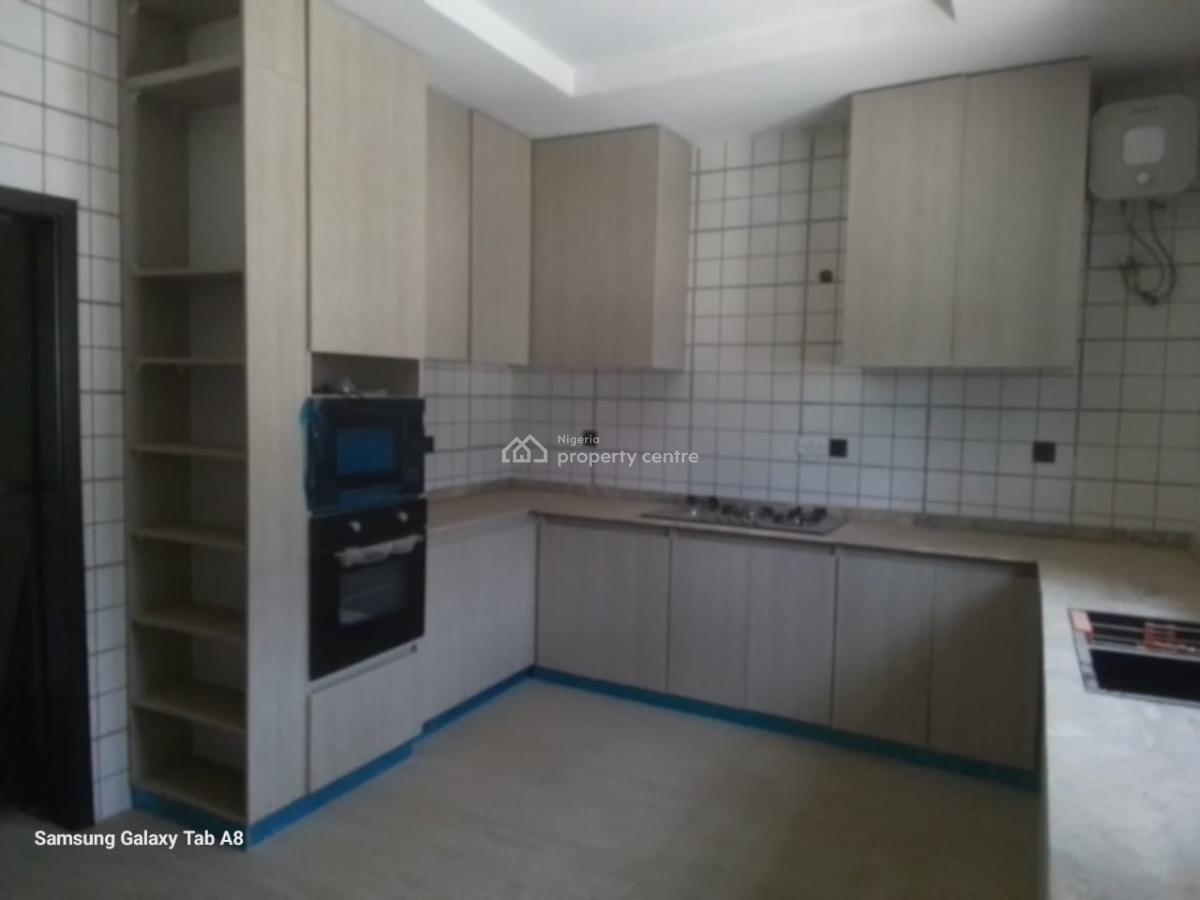 Luxury 5 Bedroom House with 1 Room Bq, Guzape District, Abuja, House for Sale