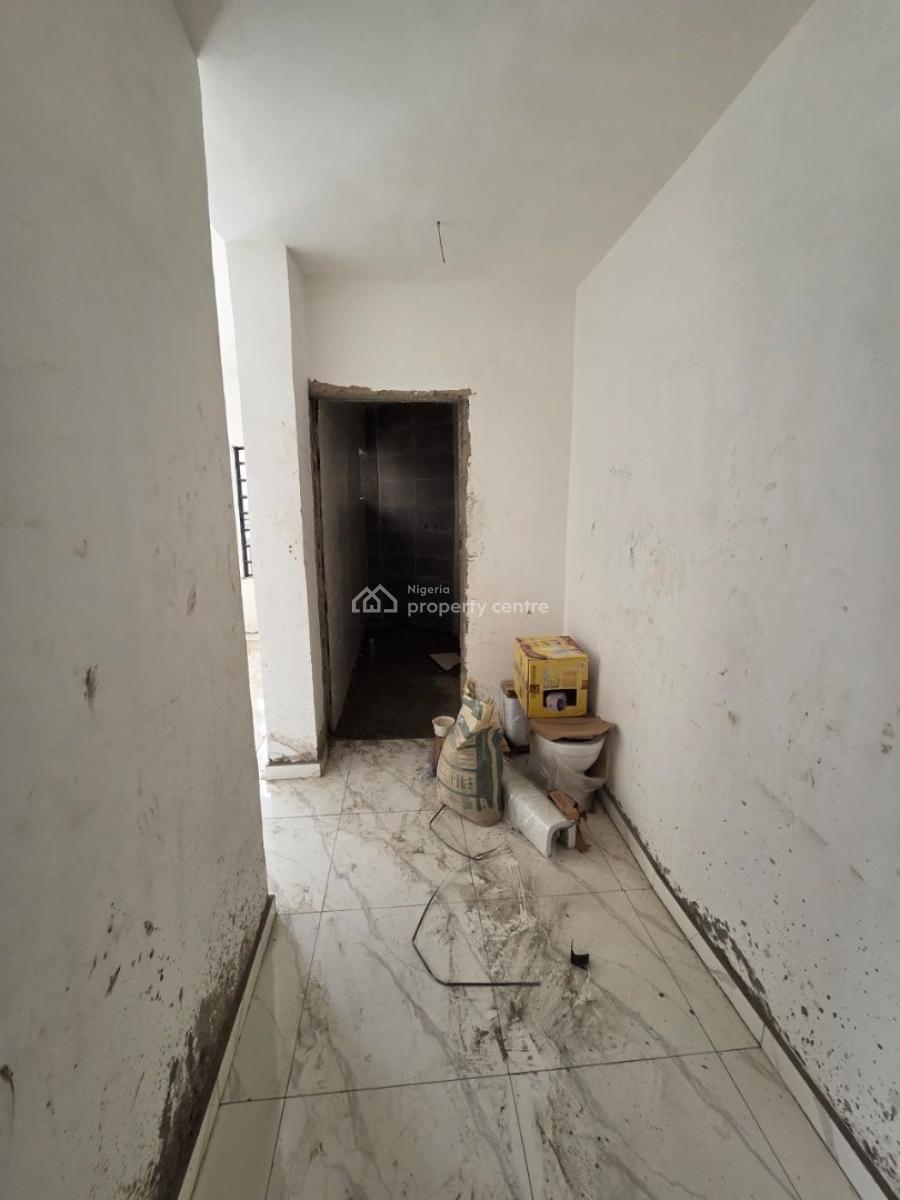 Excellently Built 3 Bedroom Apartment in a Secured Estate, Close to Gbagada General Hospital, Gbagada, Lagos, Block of Flats for Sale
