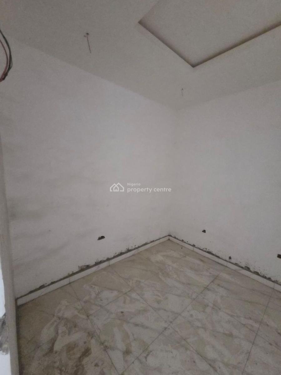 Excellently Built 3 Bedroom Apartment in a Secured Estate, Close to Gbagada General Hospital, Gbagada, Lagos, Block of Flats for Sale