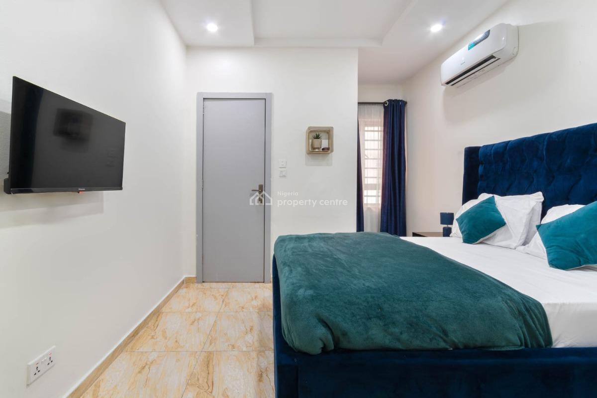 Luxury En-suite Studio Room with 24hrs Power, Gym, & Swimming Pool, Royal Pine Estate, Orchid Road, Lekki, Lagos, Self Contain (single Rooms) for Rent