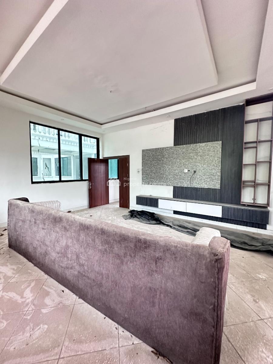 1bedroom Apartment with Pool and Playground, Eleganza Estate, Lekki, Lagos, Flat / Apartment for Rent