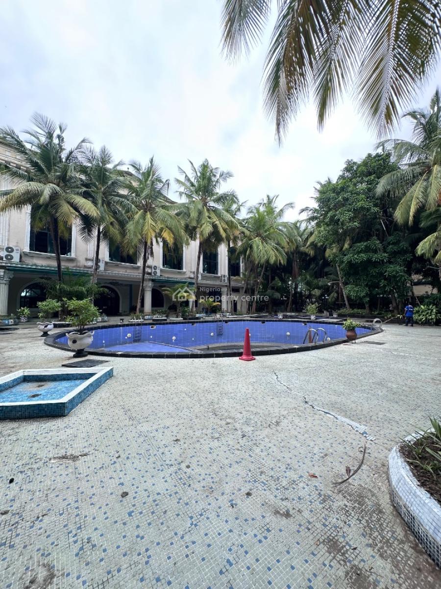 1bedroom Apartment with Pool and Playground, Eleganza Estate, Lekki, Lagos, Flat / Apartment for Rent