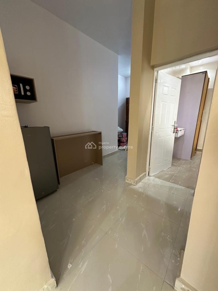 1 Bedroom Apartment, 15 Canal West Estate Osapa, Osapa, Lekki, Lagos, Mini Flat (room and Parlour) for Rent
