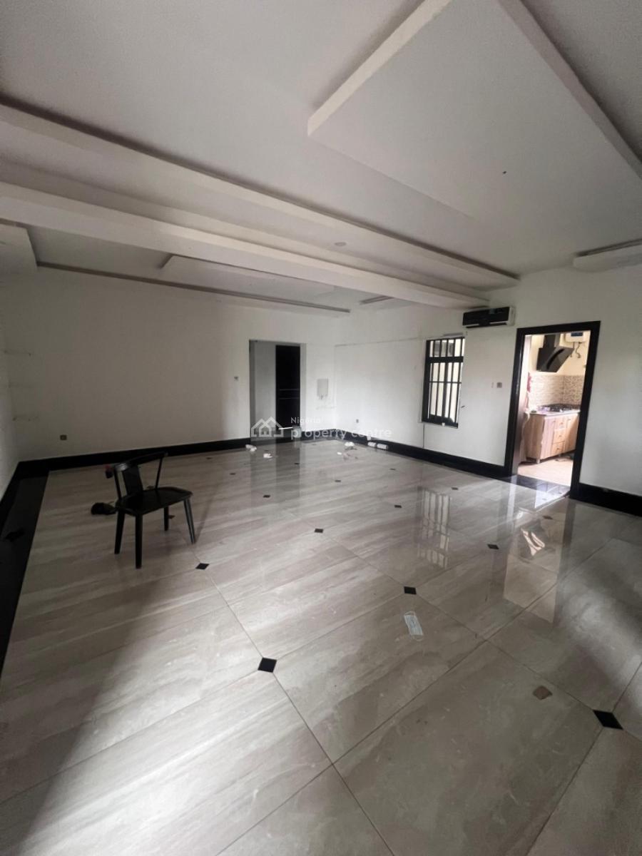3 Bedroom Apartment with Bq Available, Lekki Phase 1, Lekki, Lagos, Flat / Apartment for Rent