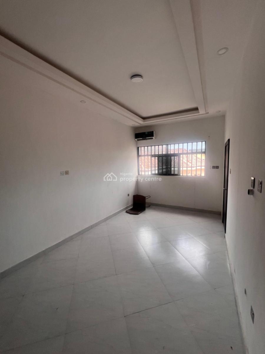 3 Bedroom Apartment with Bq Available, Lekki Phase 1, Lekki, Lagos, Flat / Apartment for Rent