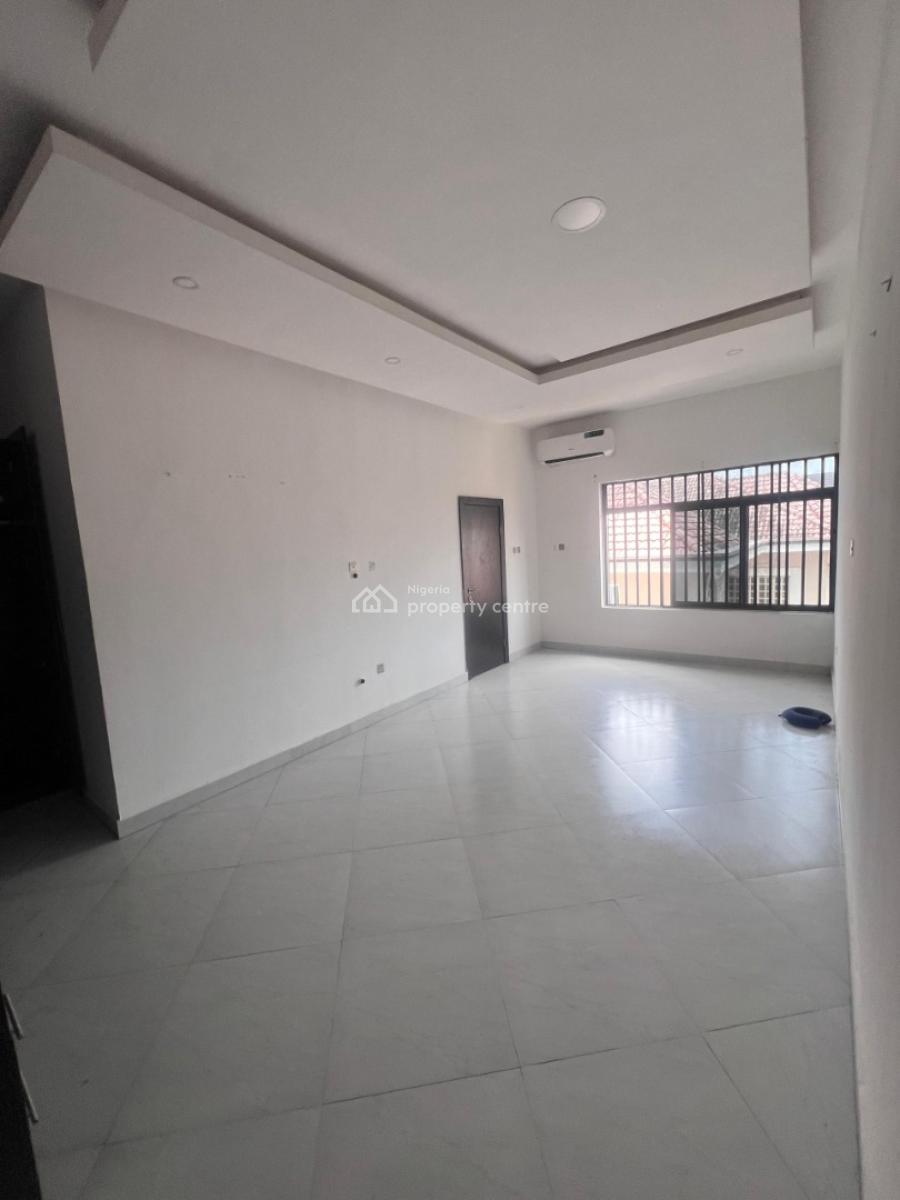 3 Bedroom Apartment with Bq Available, Lekki Phase 1, Lekki, Lagos, Flat / Apartment for Rent