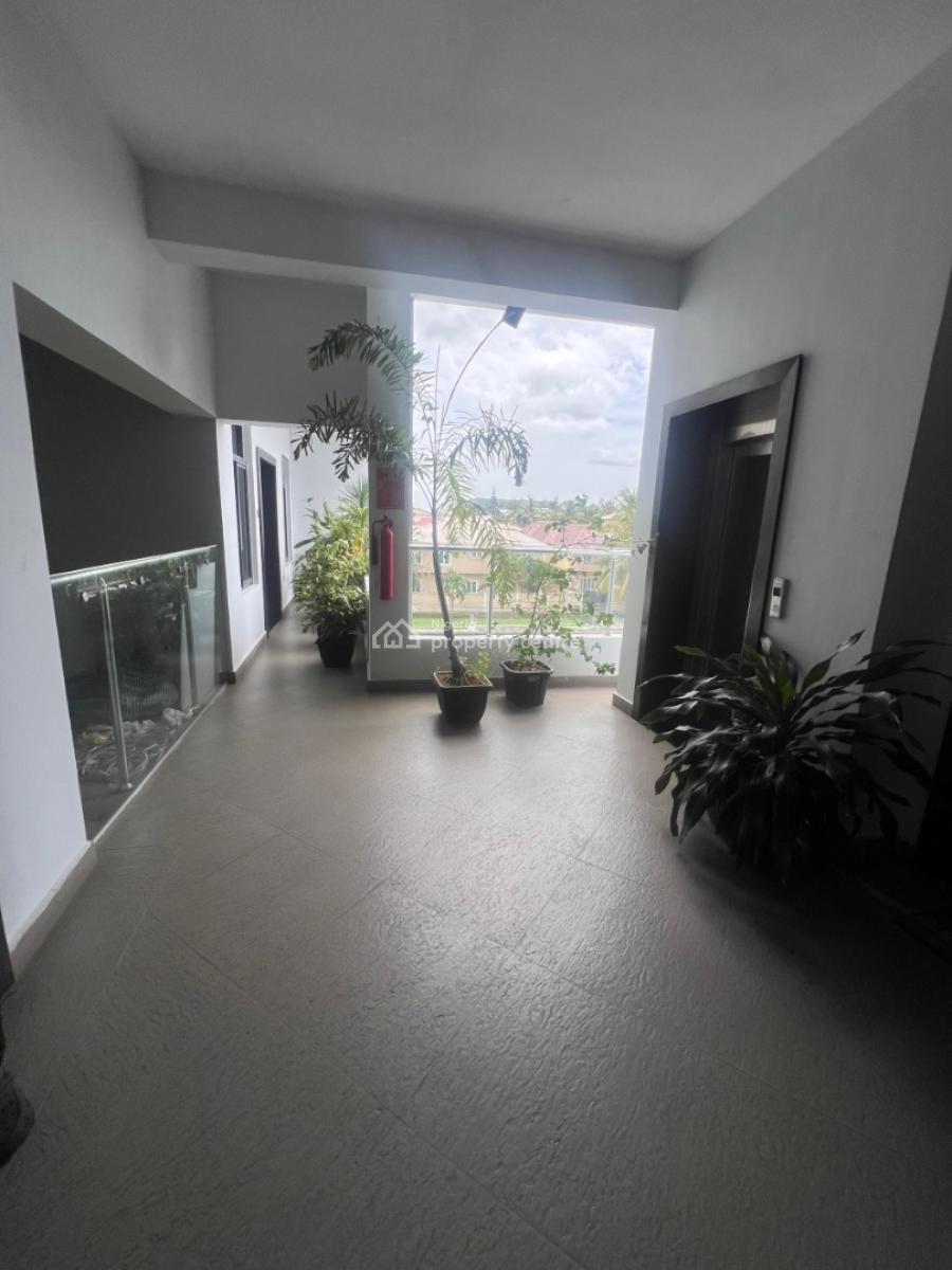 3 Bedroom Apartment with Bq Available, Lekki Phase 1, Lekki, Lagos, Flat / Apartment for Rent