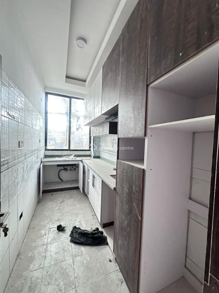 Fully Serviced 1 Bedroom Apartment with Pool ,relaxation Park & Playground, Eleganza Estre ,eleganza, Lekki, Lagos, Mini Flat (room and Parlour) for Rent