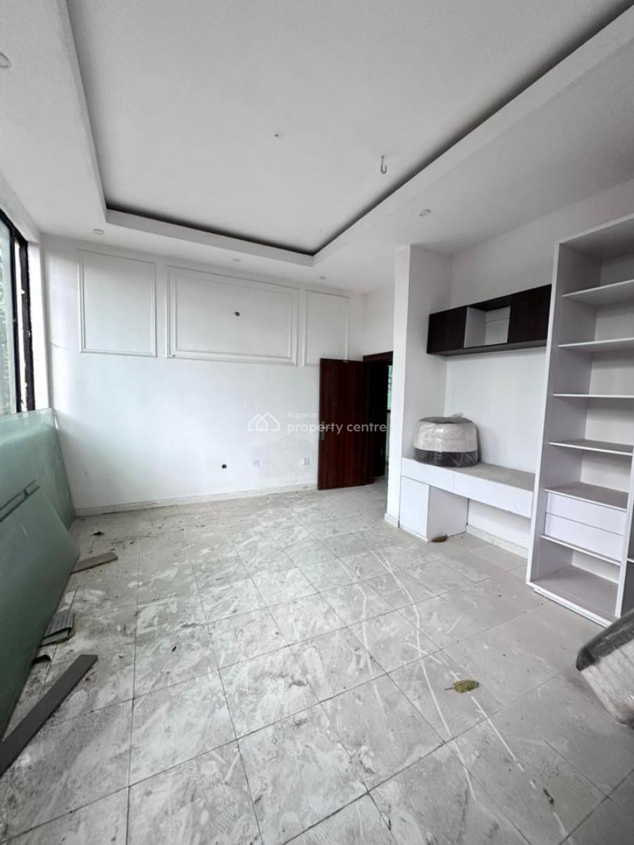 Fully Serviced 1 Bedroom Apartment with Pool ,relaxation Park & Playground, Eleganza Estre ,eleganza, Lekki, Lagos, Mini Flat (room and Parlour) for Rent