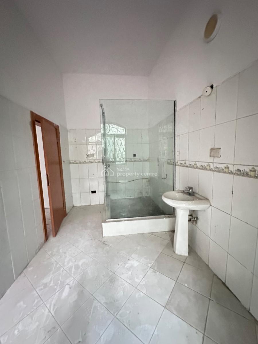 1 Bedroom Apartment with Pool, Eleganza Estate, Lekki, Lagos, Flat / Apartment for Rent