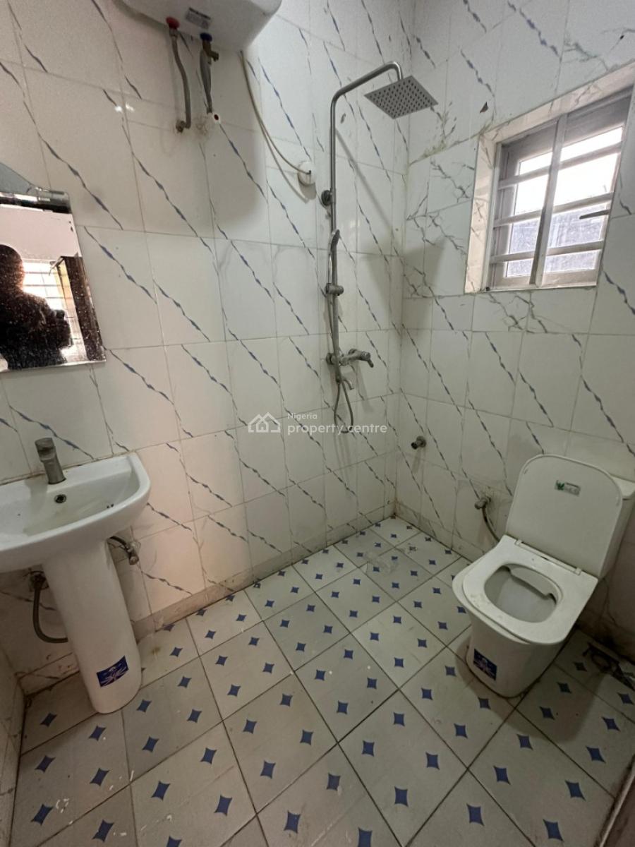 Well Finished 2 Bedroom Apartment, Close to Beger Yard Lifecamp, Abuja, Life Camp, Abuja, Flat / Apartment for Rent