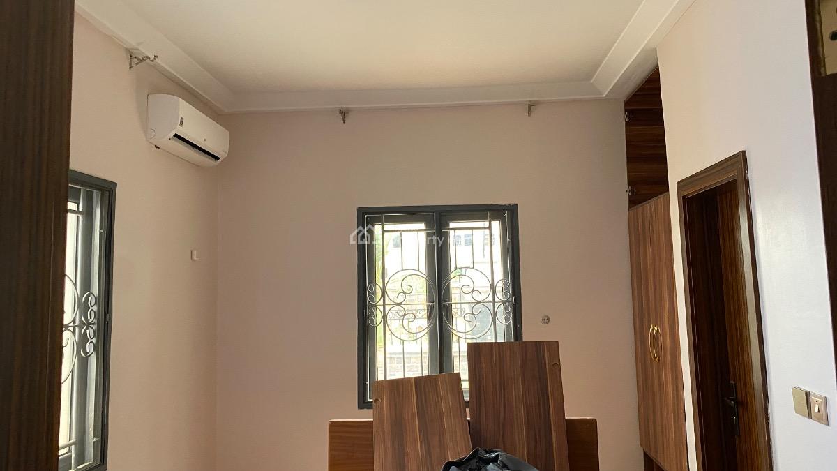 Spacious and Furnished One Bedroom Bq, Katampe (main), Katampe, Abuja, Mini Flat (room and Parlour) for Rent