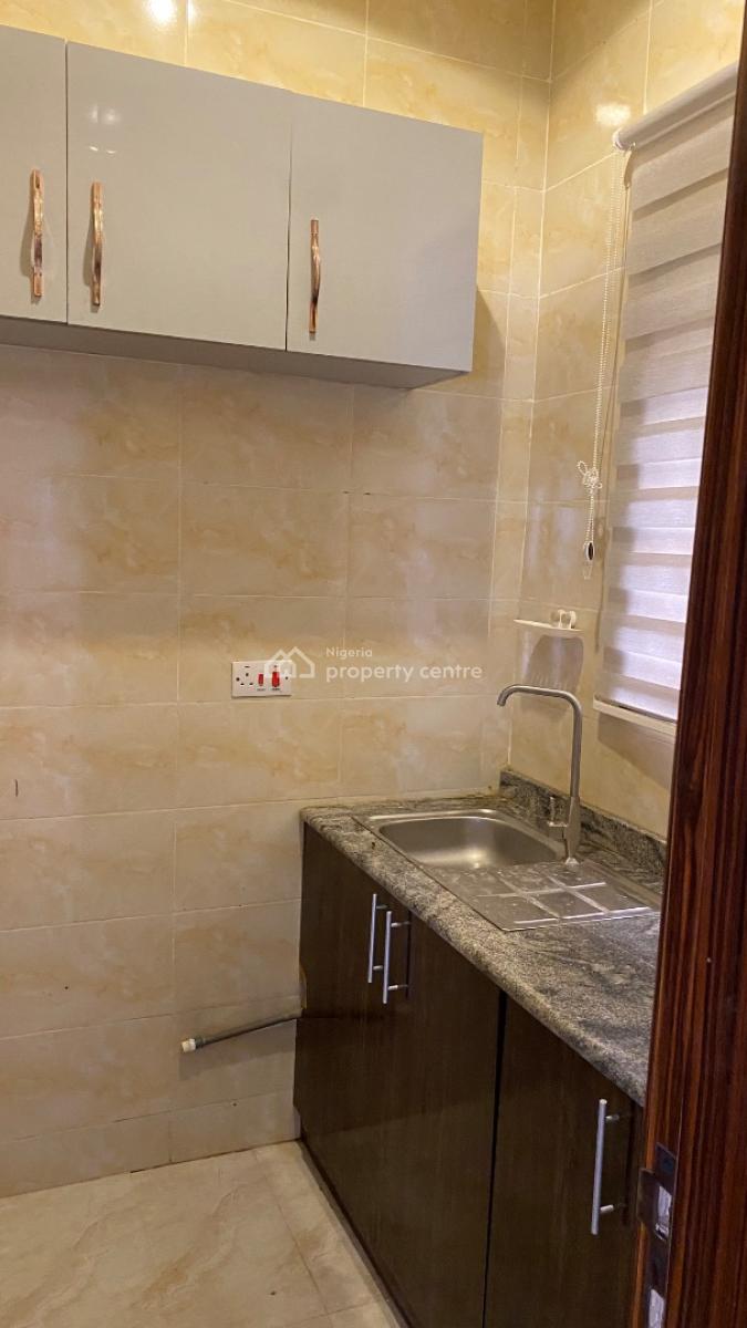 Spacious and Furnished One Bedroom Bq, Katampe (main), Katampe, Abuja, Mini Flat (room and Parlour) for Rent