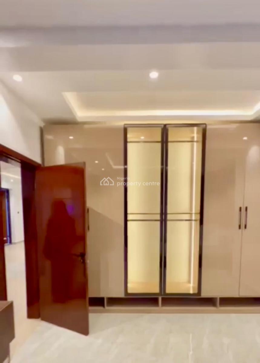 Fully Furnished: New Stunning Modern Built with Pool, Snooker, Gym Etc, Victoria Island (vi), Lagos, Flat / Apartment for Rent