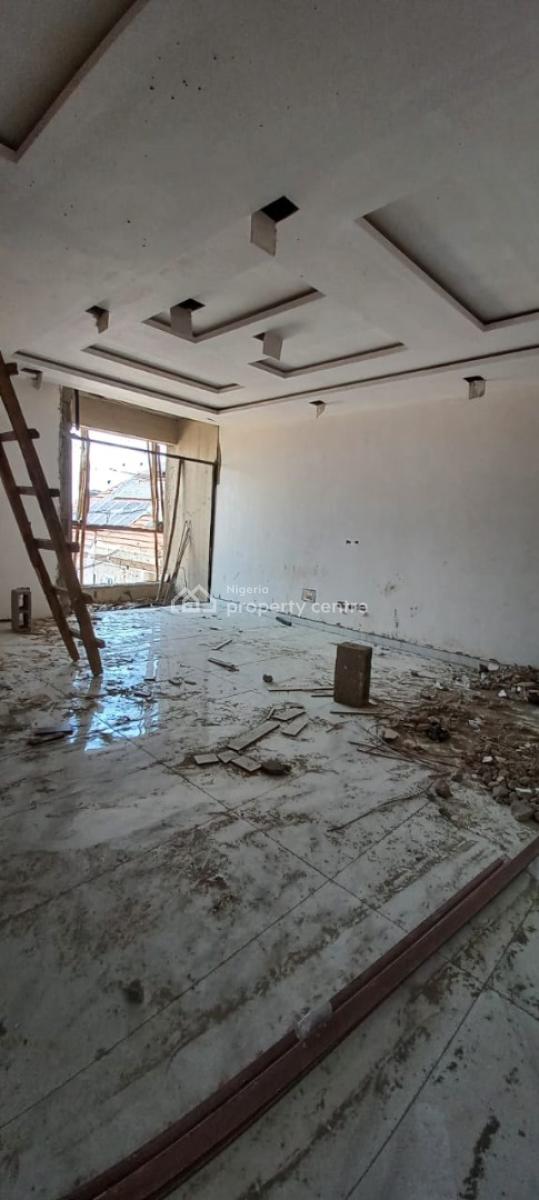 3 Bedrooms Apartment, Lekki Phase 1, Lekki, Lagos, Flat / Apartment for Sale