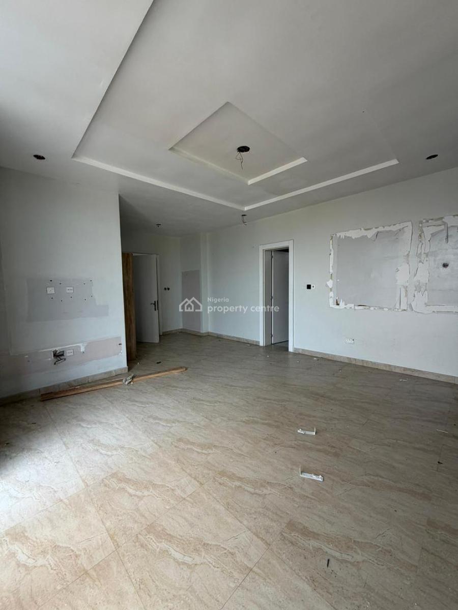 Spacious 3 Bedroom with Bq in a Secured Estate, Rock Drive, Off C&i Leasing Company, Lekki Phase 1, Lekki, Lagos, Flat / Apartment for Rent