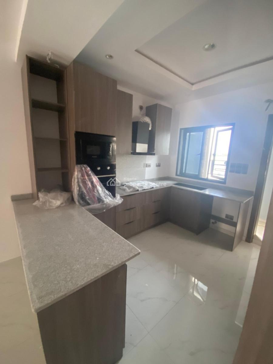 2 Bedroom Apartment with Bq Available, Ilasan, Lekki, Lagos, Flat / Apartment for Rent