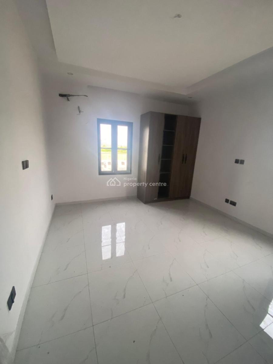2 Bedroom Apartment with Bq Available, Ilasan, Lekki, Lagos, Flat / Apartment for Rent