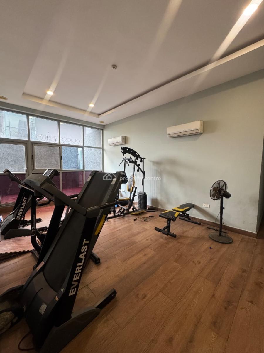 Exclusive 2 Bedroom Apartment, Lekki Phase 1, Lekki, Lagos, Flat / Apartment for Rent