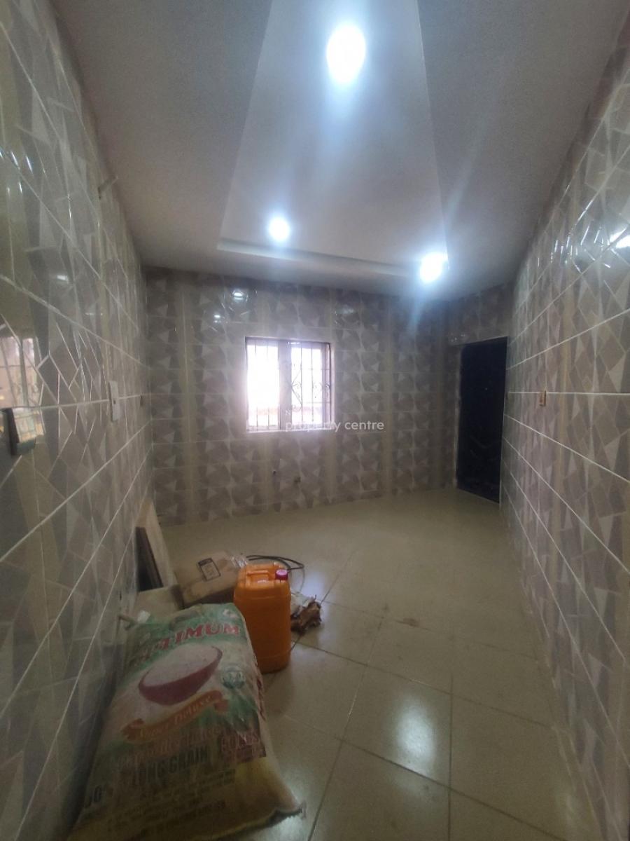 *superluxury 2 Bedrooms Flat, By American Int’l School, Durumi, Abuja, Block of Flats for Sale