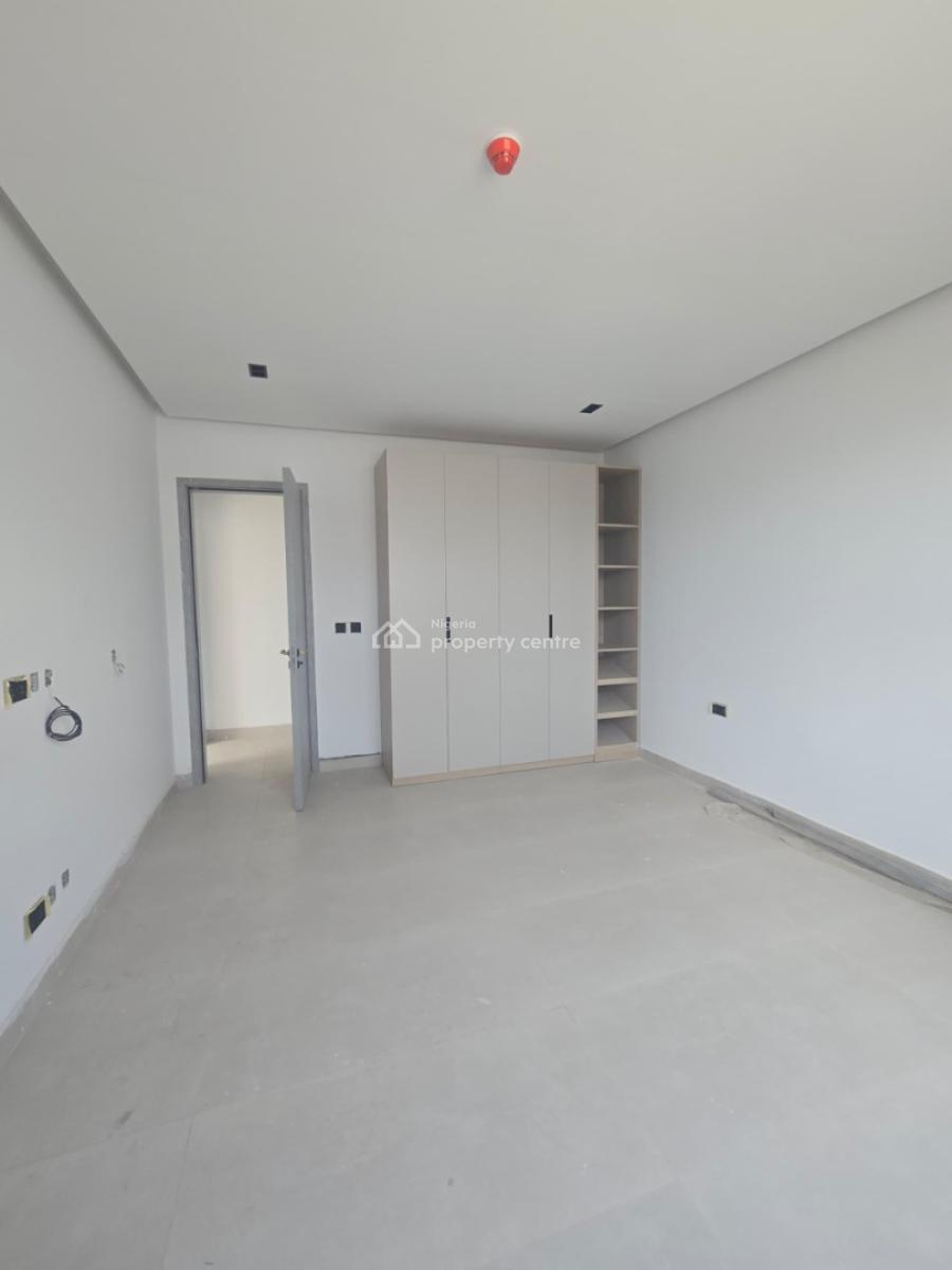 Stunning 2 Bedroom Apartment, Lekki Phase 1, Lekki, Lagos, Flat / Apartment for Sale