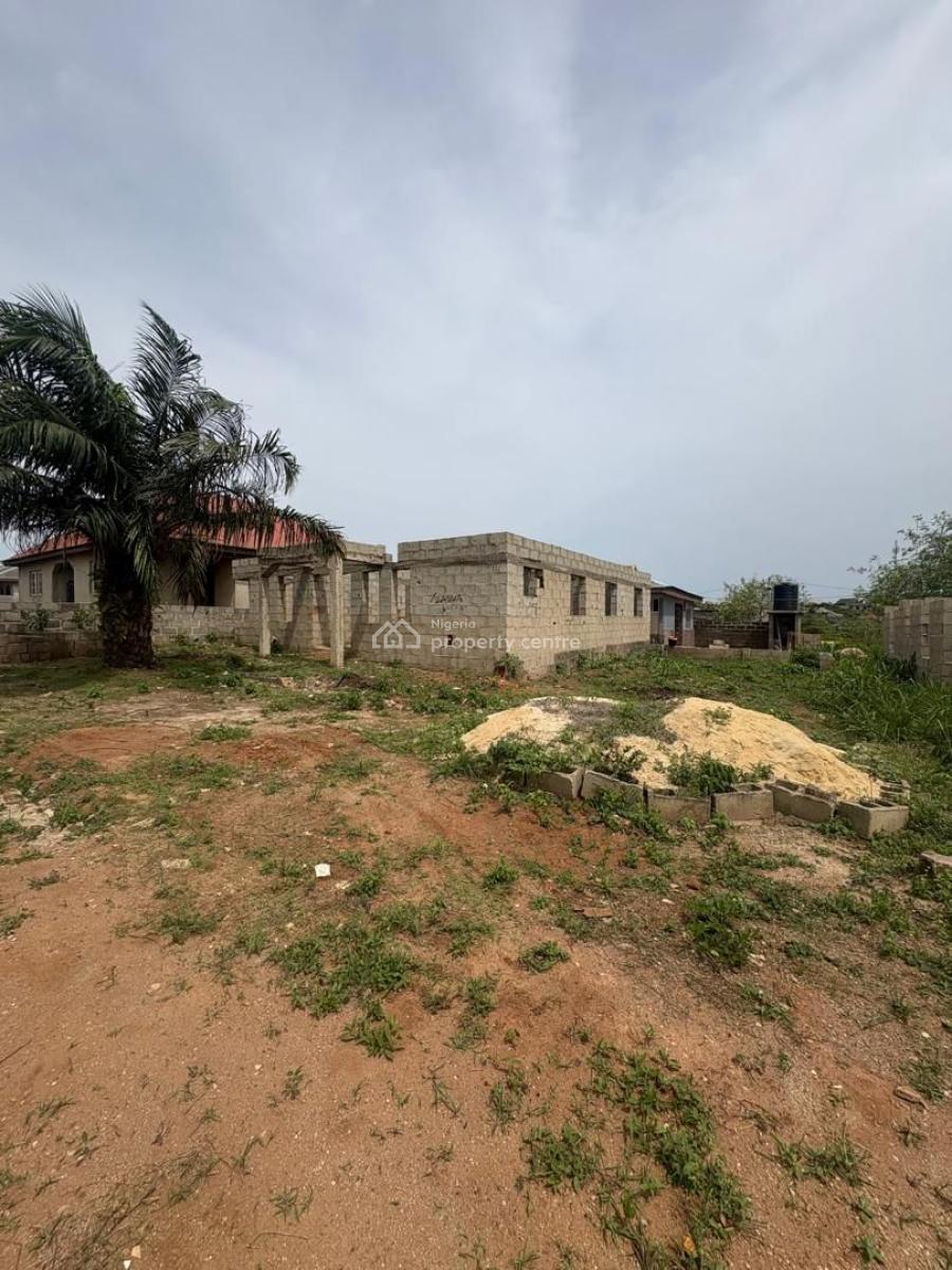 Half Plot of Land with Skeletal Structure, Imowo Nla, Ikorodu, Lagos, Residential Land for Sale