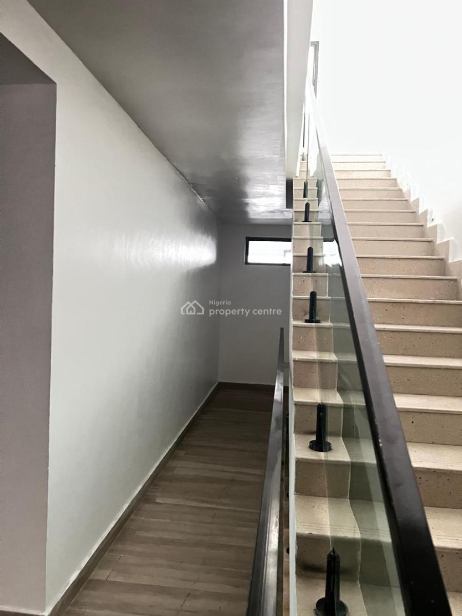 Contemporary 4 Bedroom Serviced Semi-detached Duplex with 2-rooms Bq, Banana Island, Banana Island, Ikoyi, Lagos, Semi-detached Duplex for Rent