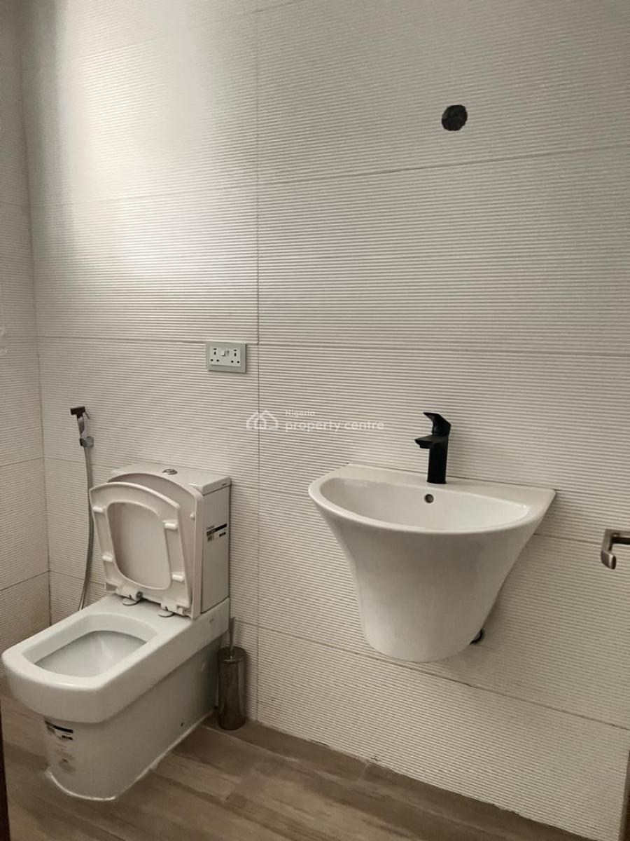 Contemporary 4 Bedroom Serviced Semi-detached Duplex with 2-rooms Bq, Banana Island, Banana Island, Ikoyi, Lagos, Semi-detached Duplex for Rent