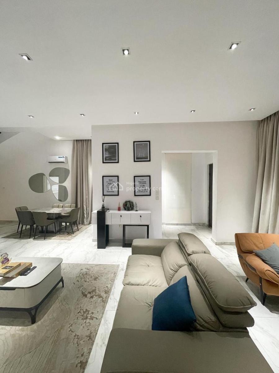 Luxurious 3 Bedroom Apartment with Excellent Features Content, Lekki Phase 1, Lekki, Lagos, House Short Let